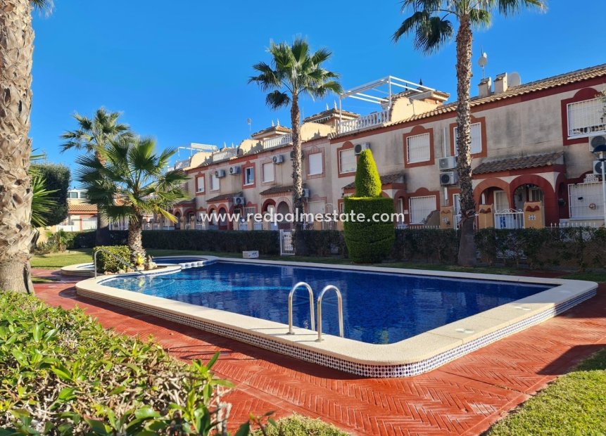 Återförsäljning - Radhus -
Orihuela Costa - Playa Flamenca