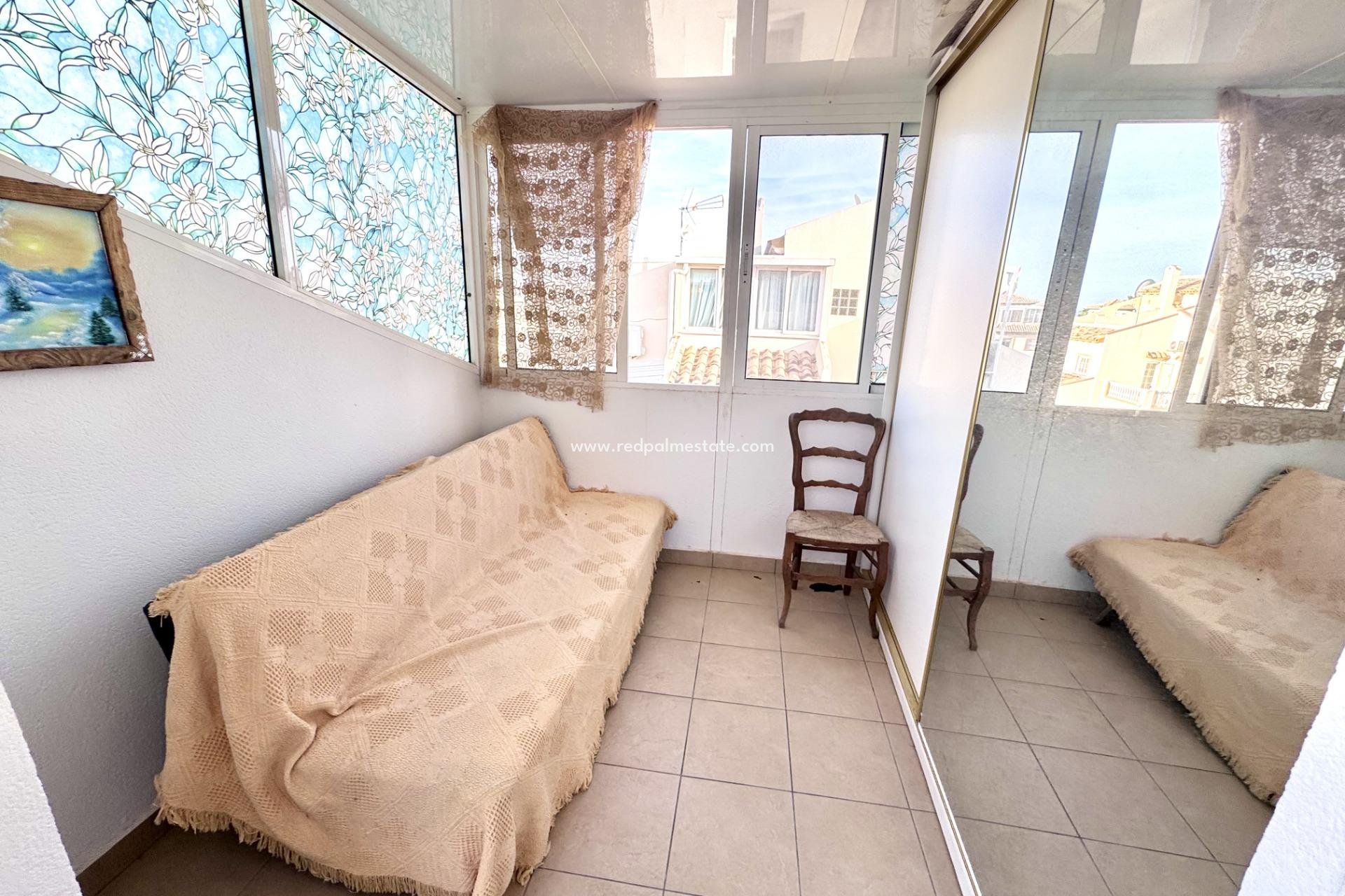 Återförsäljning - Radhus -
Orihuela Costa - Playa Flamenca