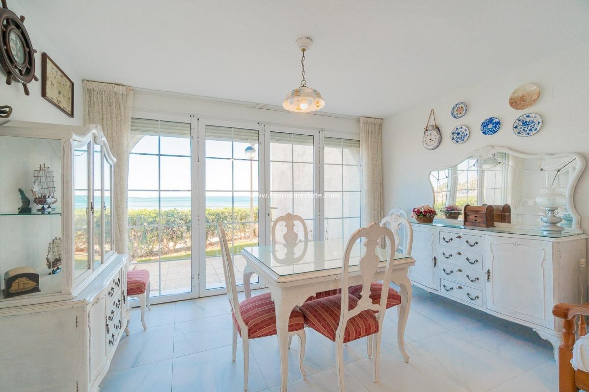 Återförsäljning - Radhus -
Orihuela Costa - Playa Flamenca