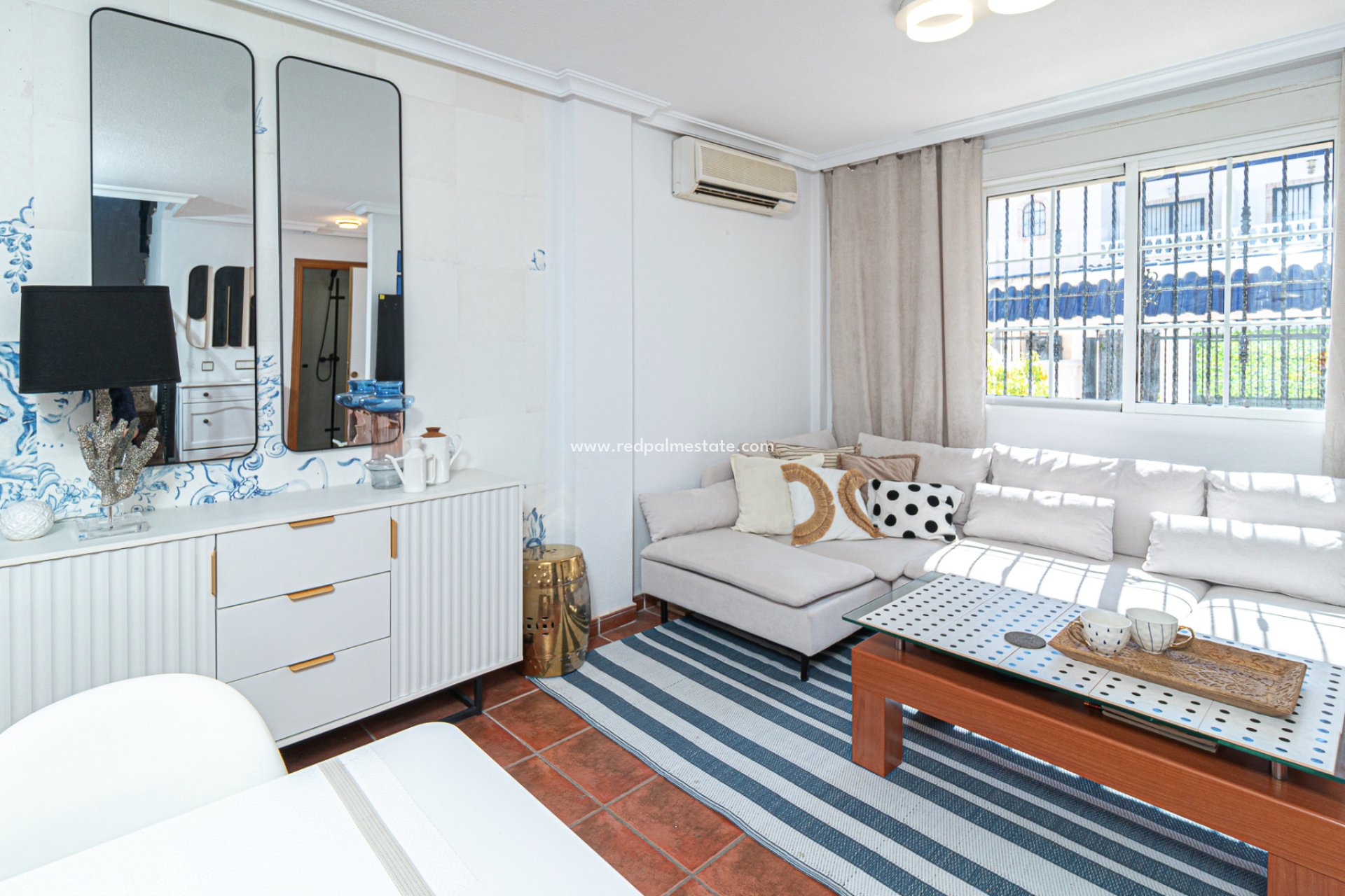 Återförsäljning - Radhus -
Orihuela Costa - Playa Flamenca