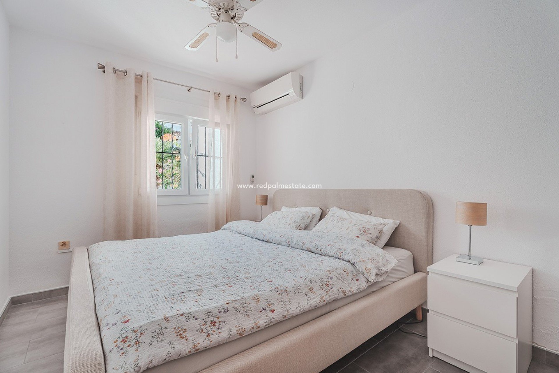 Återförsäljning - Radhus -
Orihuela Costa - Res. Las Filipinas