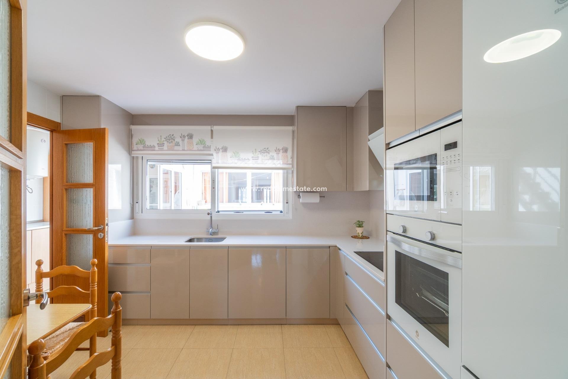 Återförsäljning - Radhus -
Orihuela Costa - Torremendo