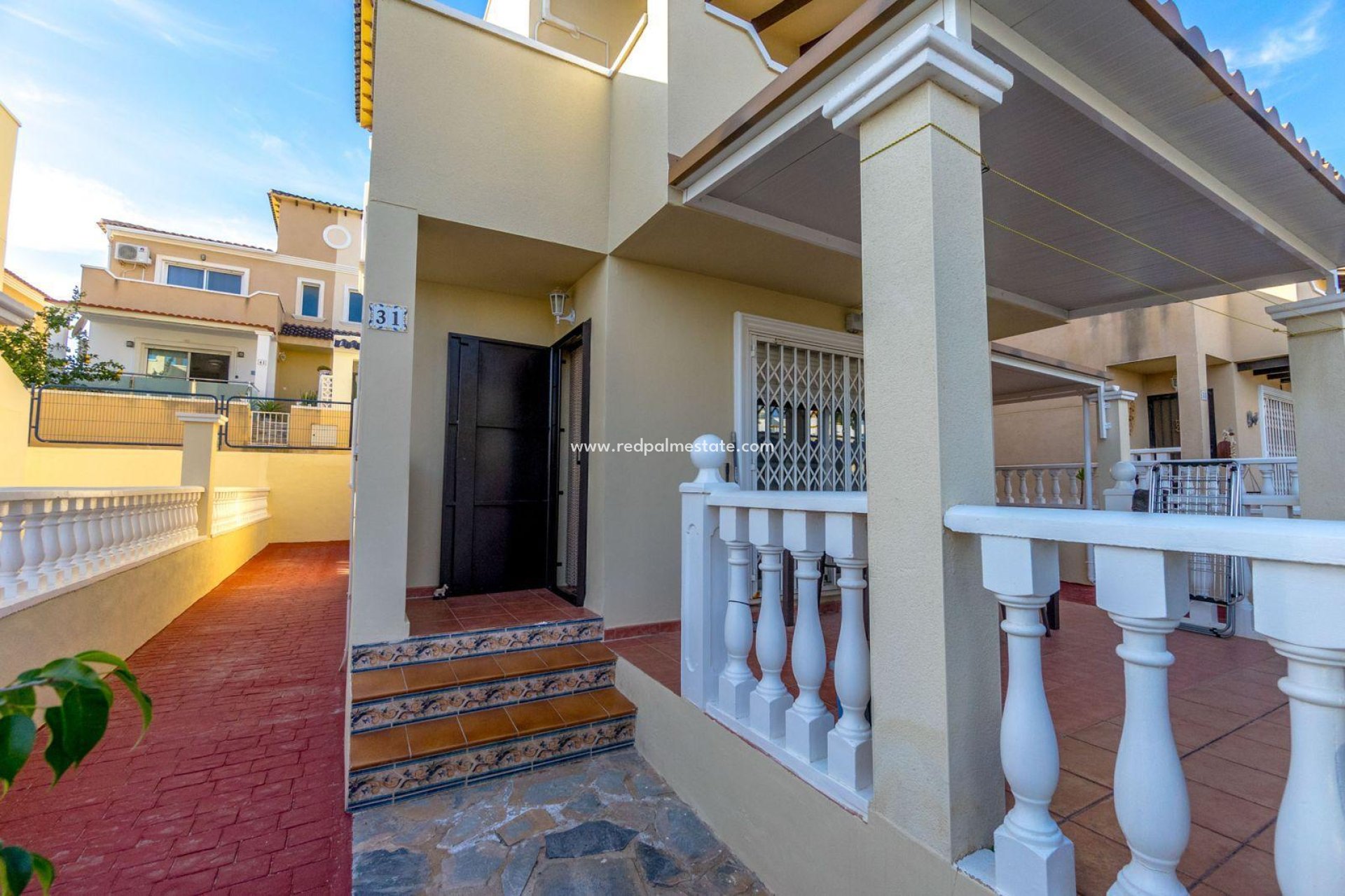 Återförsäljning - Radhus -
Orihuela Costa - Villamartín