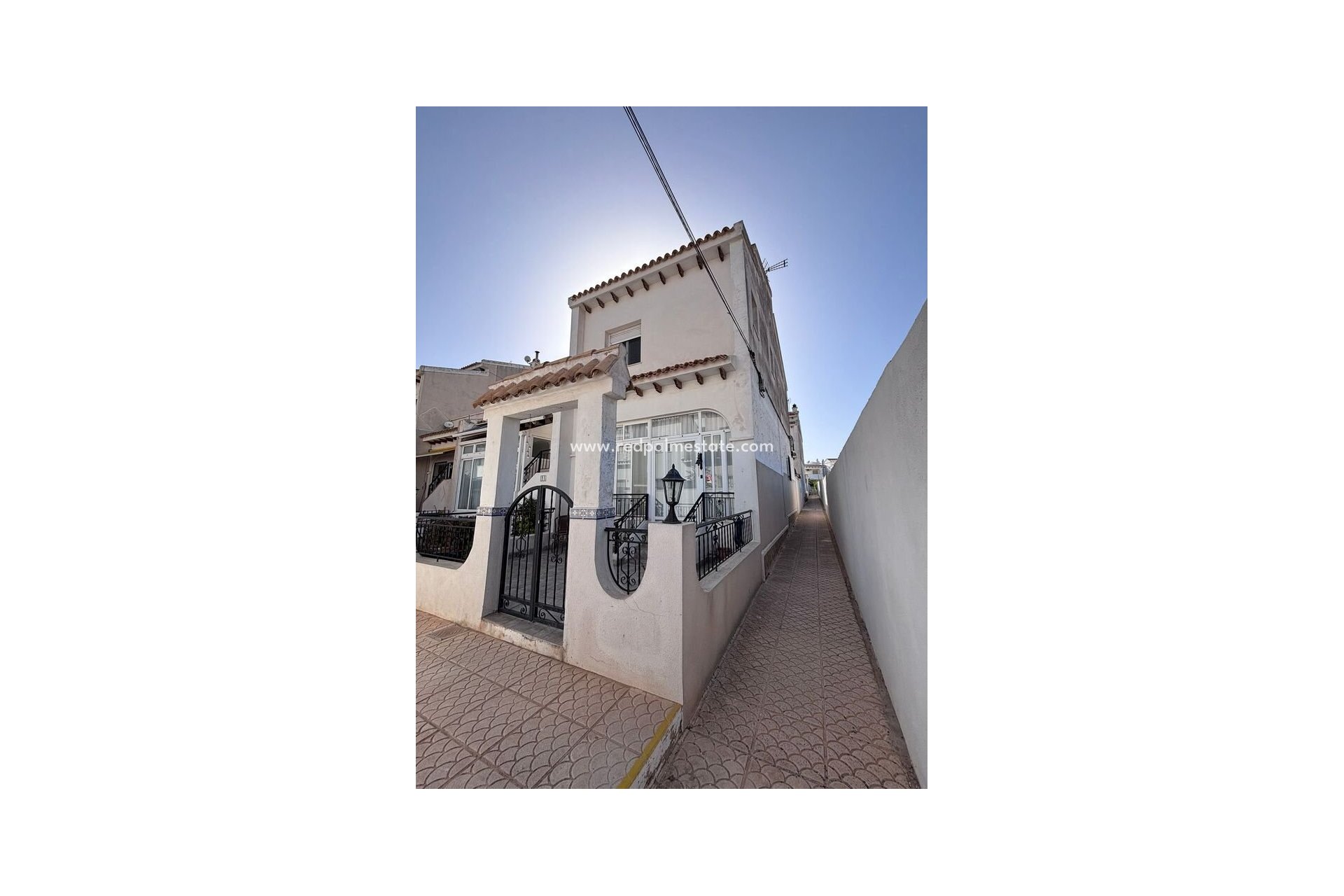 Återförsäljning - Radhus -
Orihuela Costa - Villamartín