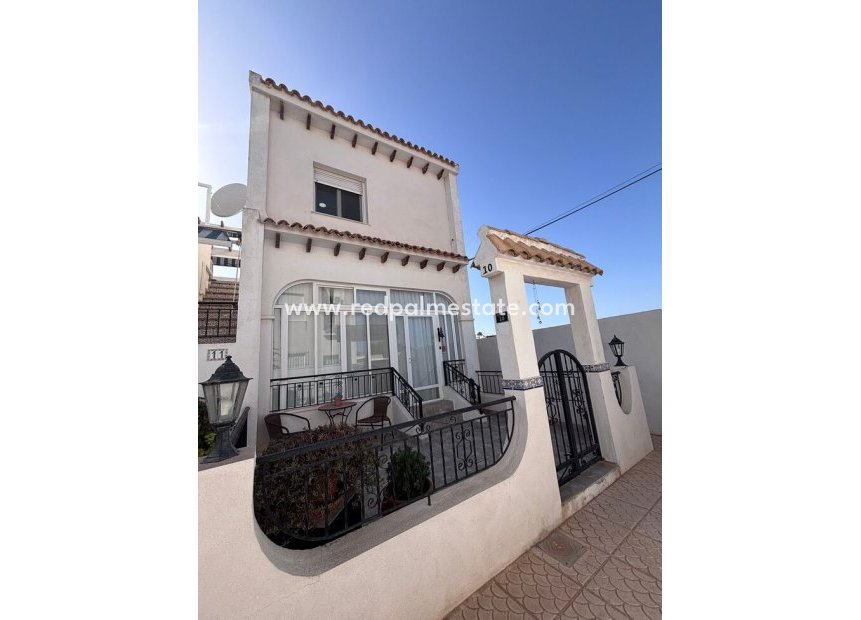 Återförsäljning - Radhus -
Orihuela Costa - Villamartín