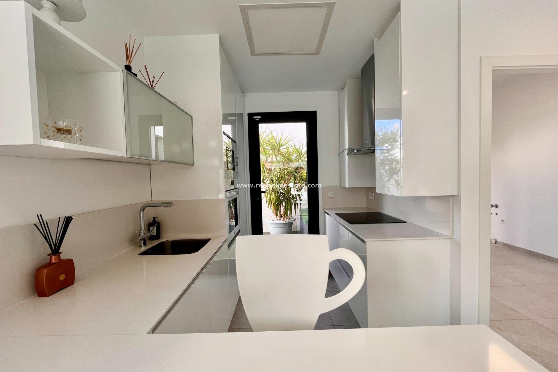 Återförsäljning - Radhus -
Orihuela Costa - Villamartín