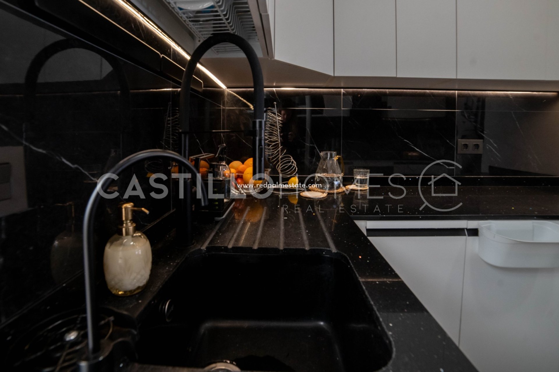 Återförsäljning - Radhus -
Orihuela Costa - Villamartín