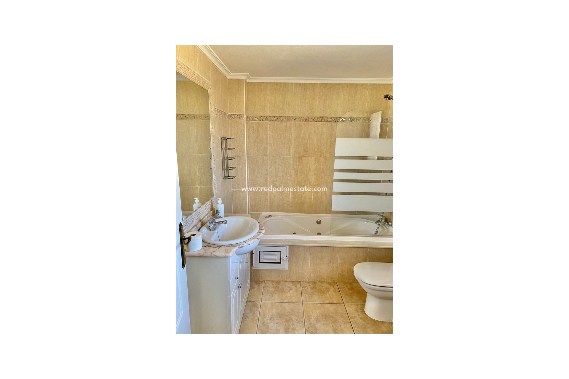 Återförsäljning - Radhus -
Orihuela Costa - Villamartín