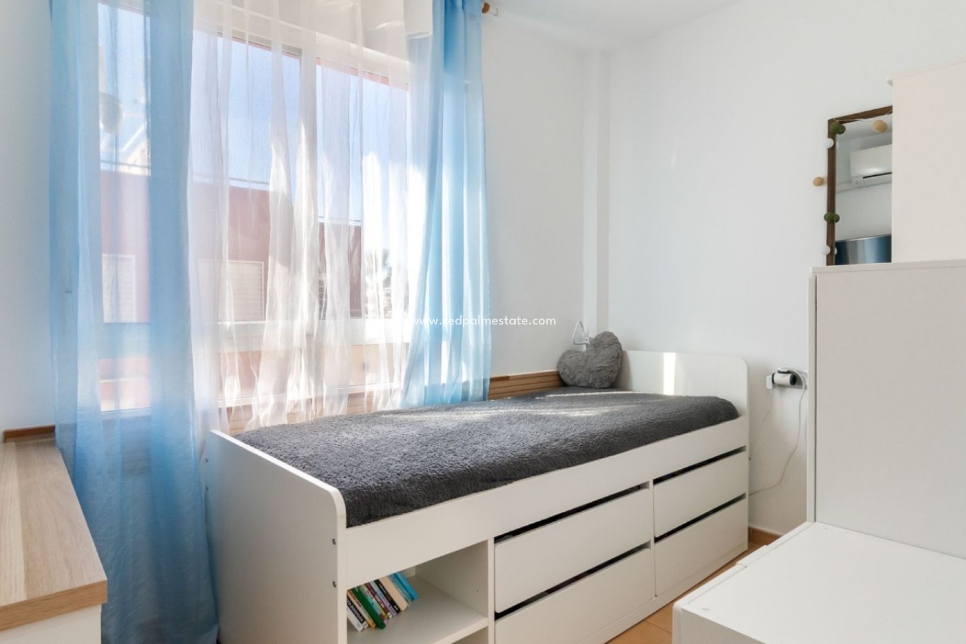 Återförsäljning - Radhus -
Orihuela Costa - Villamartín