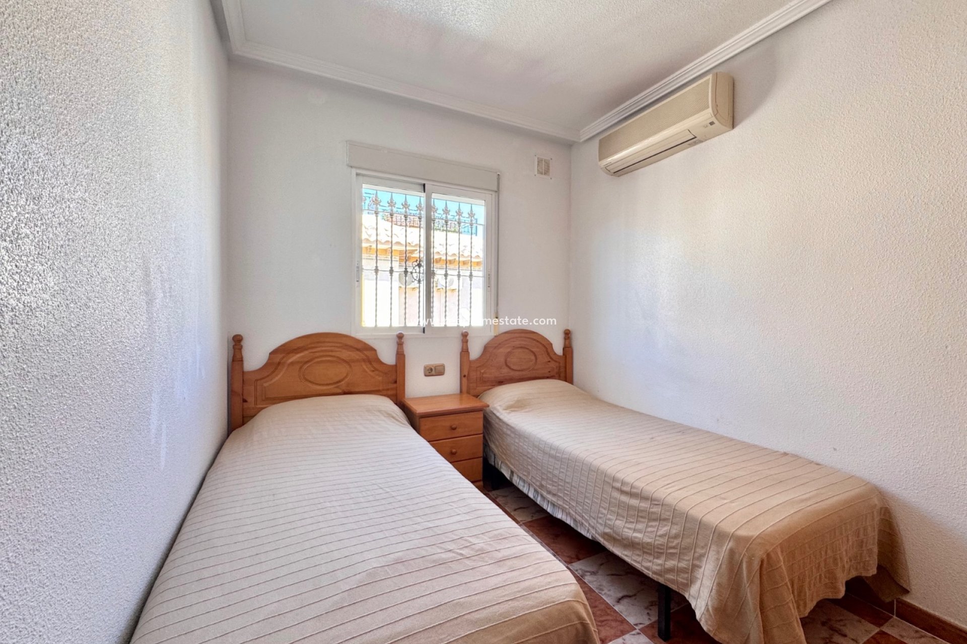 Återförsäljning - Radhus -
Orihuela Costa - Villamartín