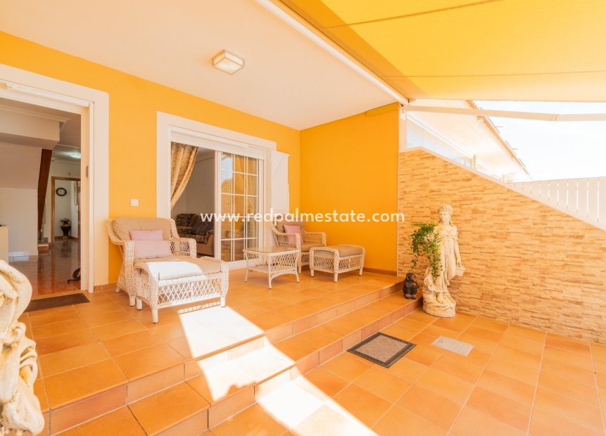 Återförsäljning - Radhus -
Orihuela Costa - Villamartín