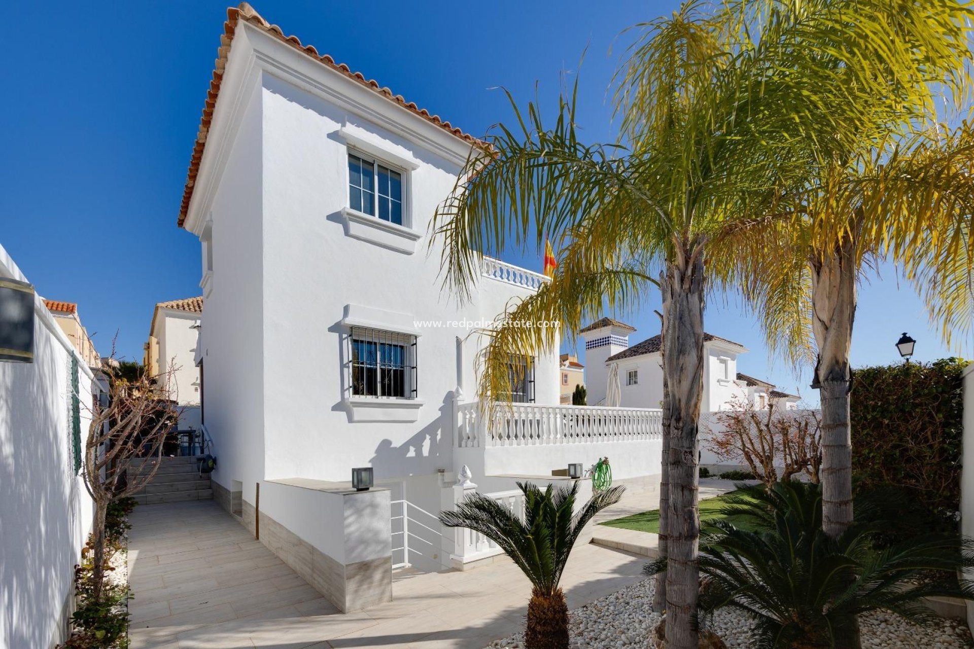 Återförsäljning - Radhus -
Orihuela Costa - Villamartín