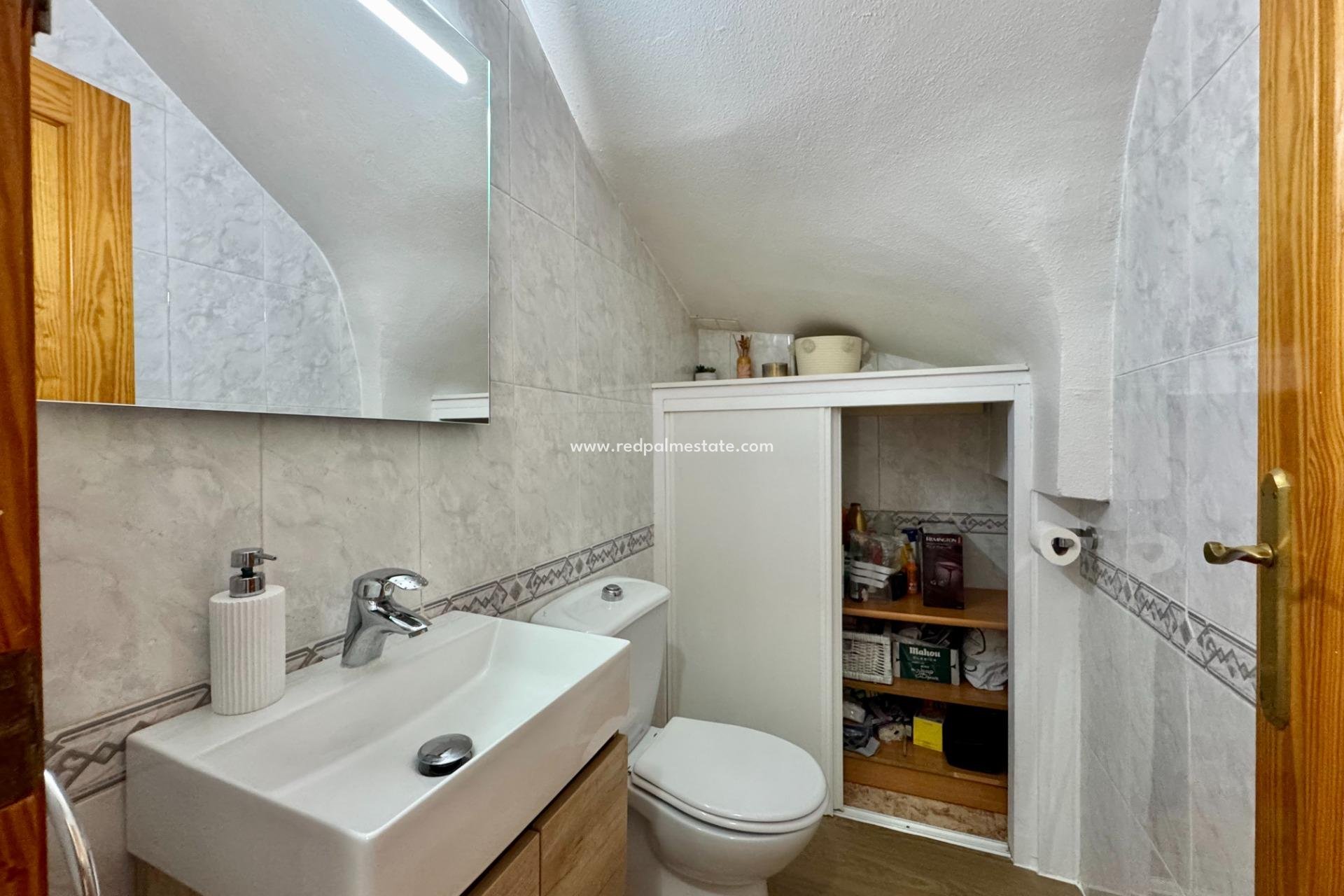 Återförsäljning - Radhus -
Orihuela Costa - Villamartín