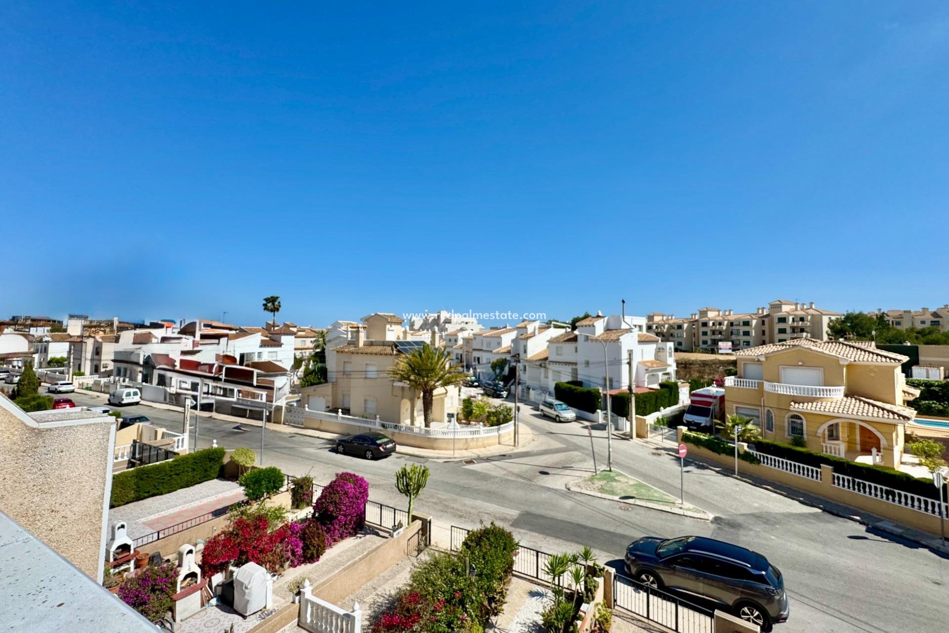 Återförsäljning - Radhus -
Orihuela Costa - Villamartín
