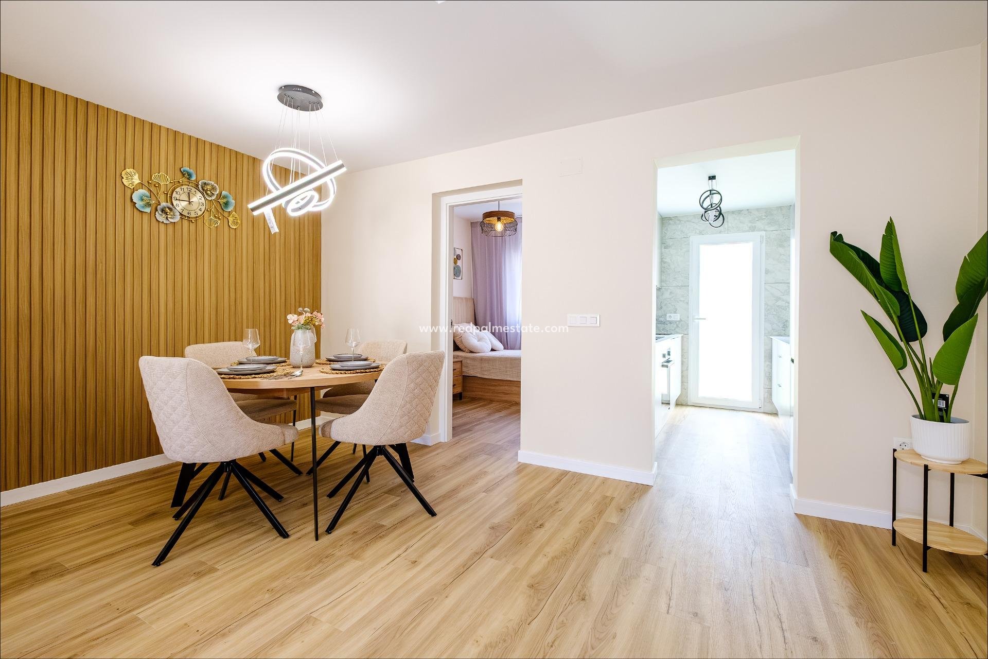 Återförsäljning - Radhus -
Orihuela Costa - Villamartín