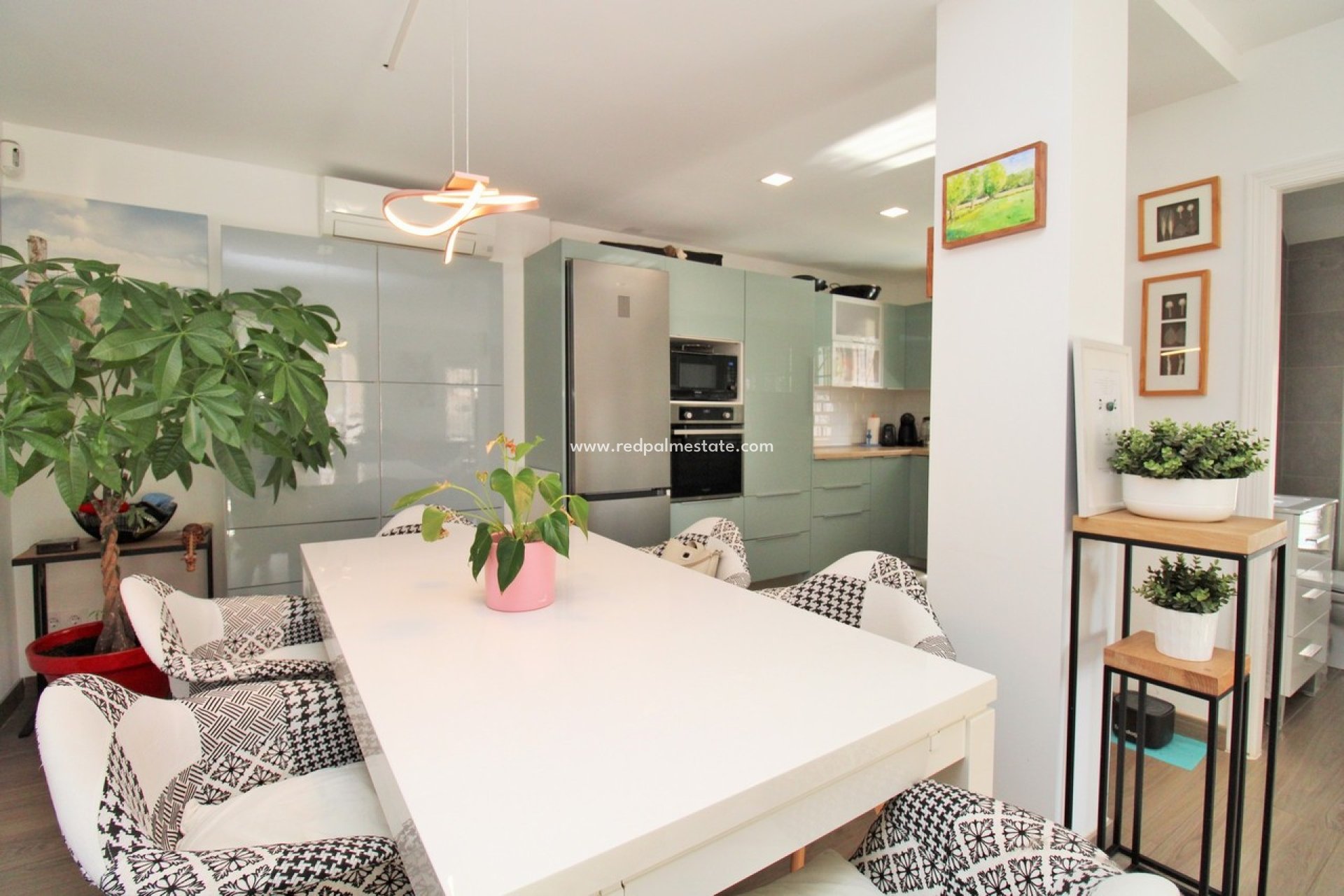 Återförsäljning - Radhus -
Orihuela Costa - Villamartín
