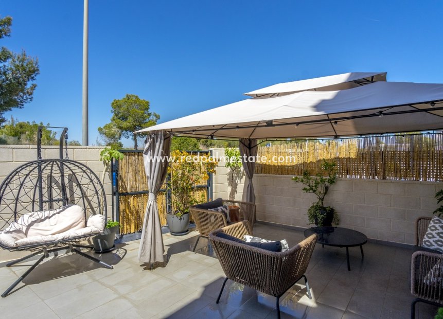 Återförsäljning - Radhus -
Orihuela Costa - Villamartín
