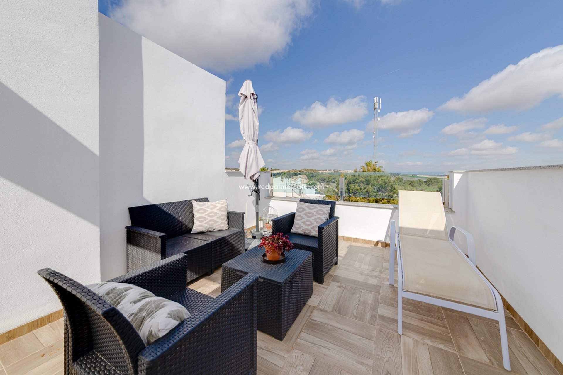 Återförsäljning - Radhus -
Orihuela Costa - Villamartín
