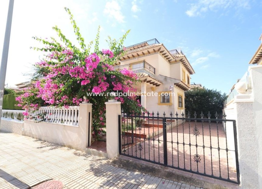 Återförsäljning - Radhus -
Orihuela Costa