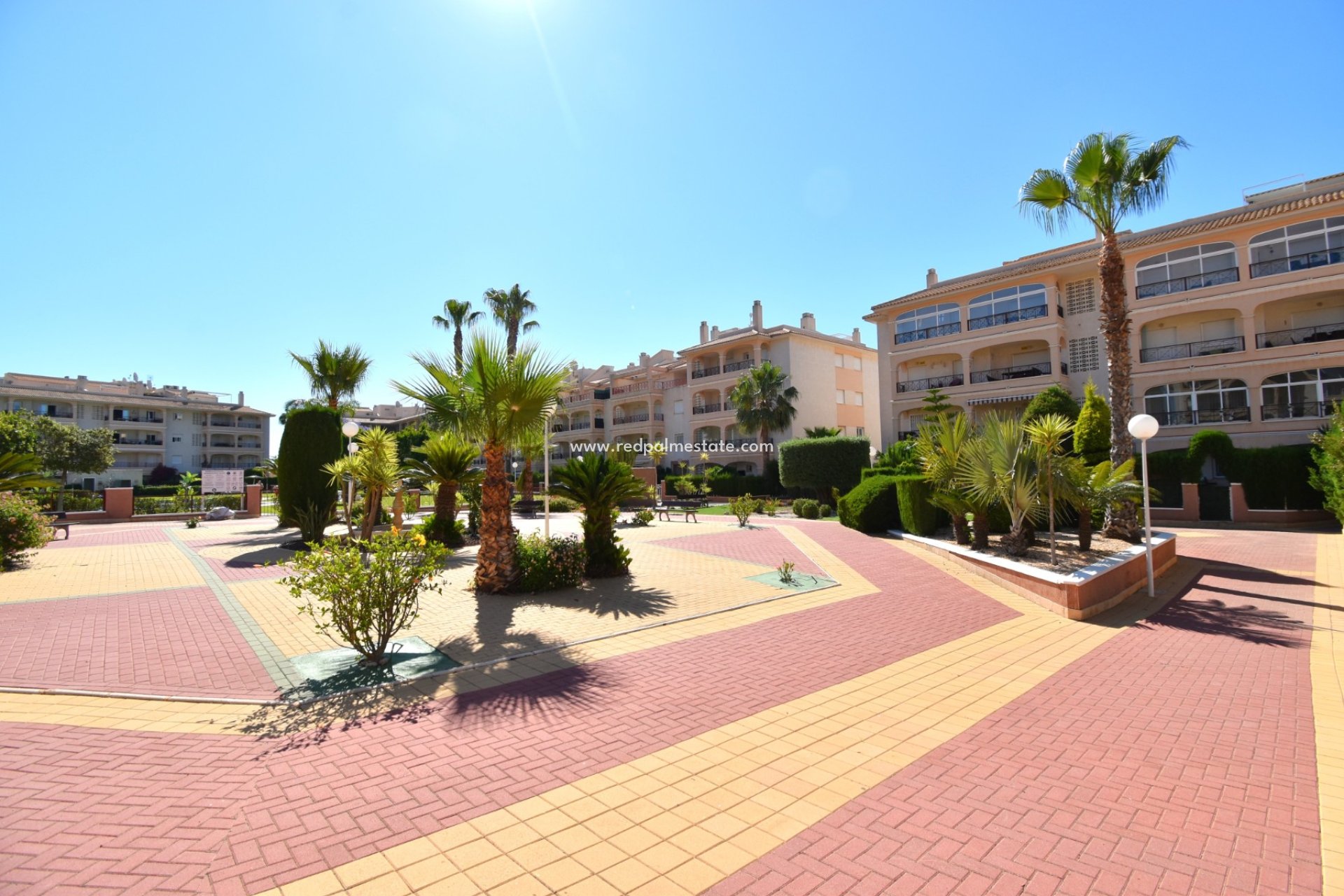 Återförsäljning - Radhus -
Orihuela Costa
