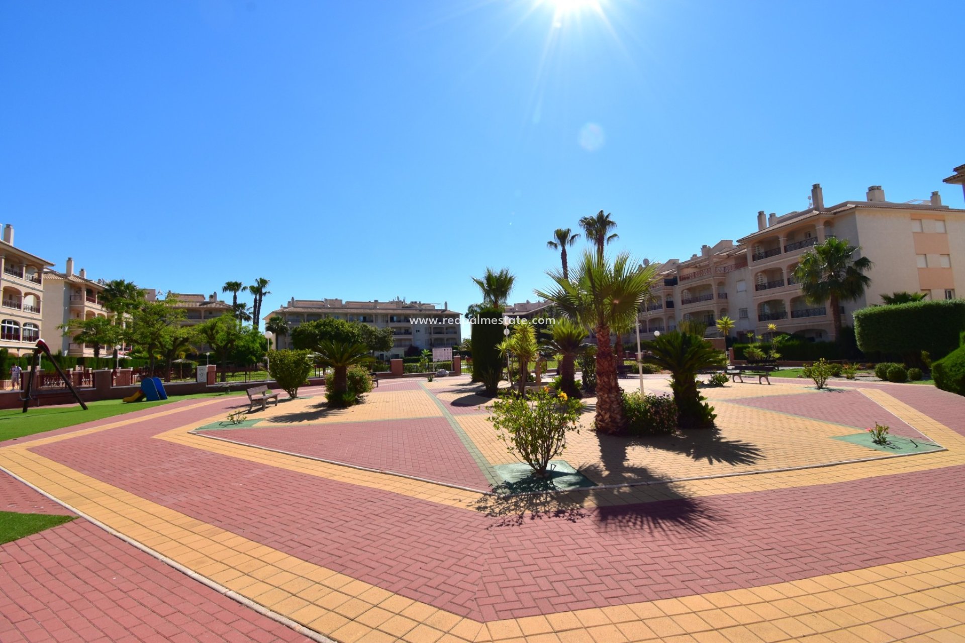 Återförsäljning - Radhus -
Orihuela Costa