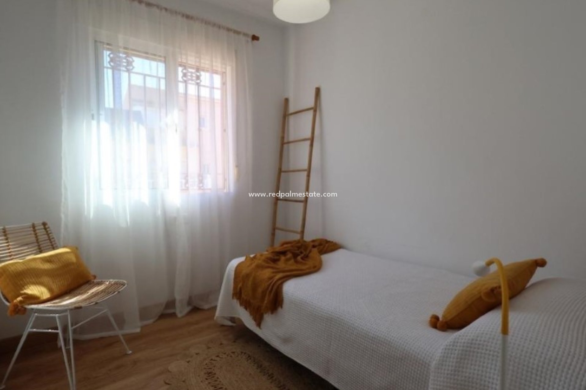 Återförsäljning - Radhus -
Orihuela - Inland