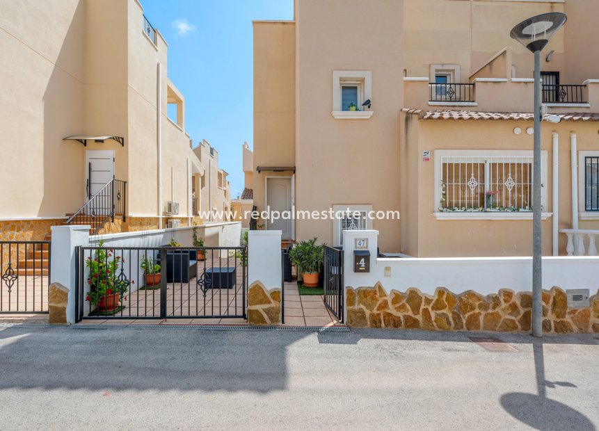 Återförsäljning - Radhus -
San Miguel de Salinas - Costa Blanca