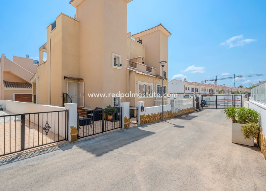 Återförsäljning - Radhus -
San Miguel de Salinas - Costa Blanca