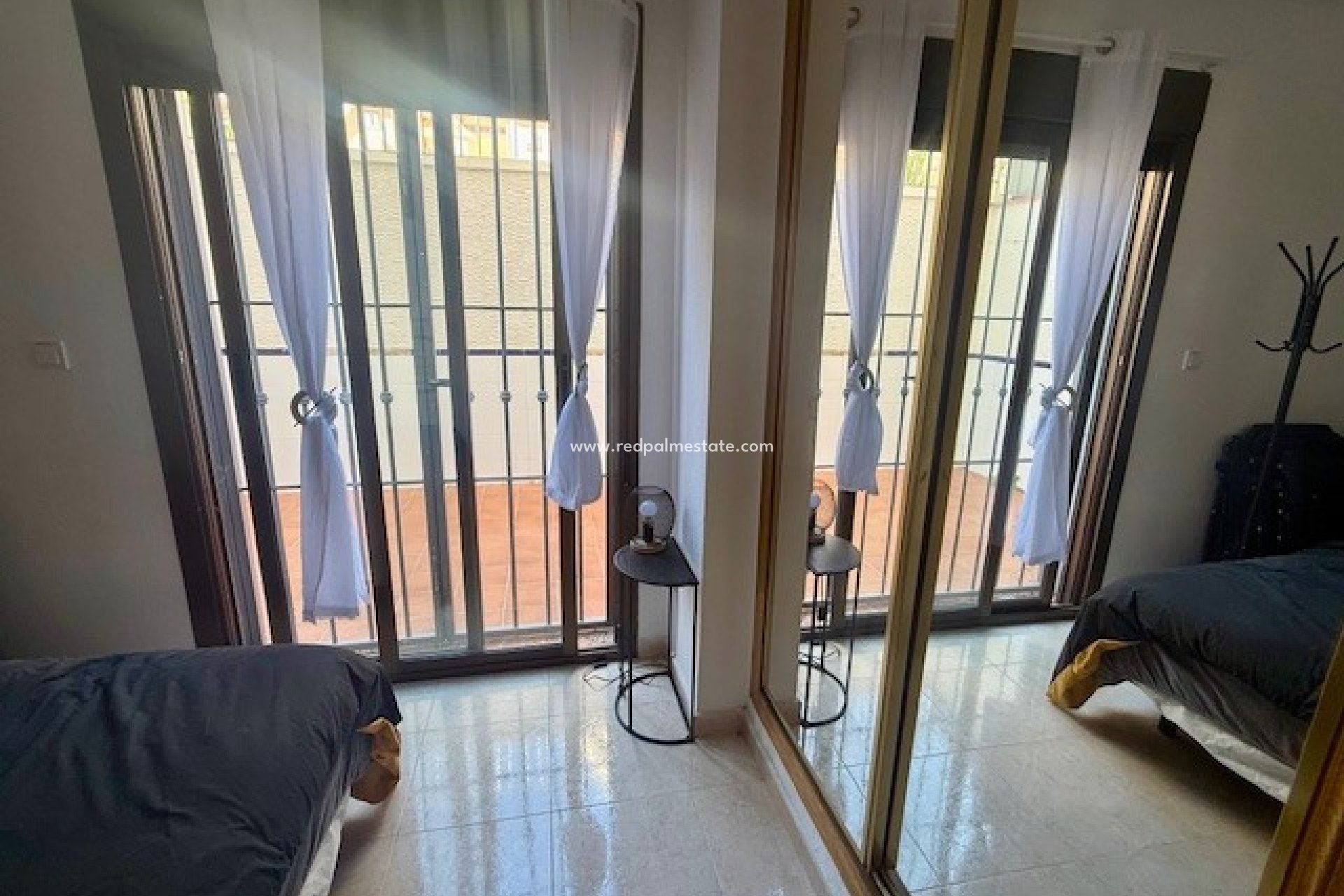 Återförsäljning - Radhus -
San Miguel de Salinas - Inland