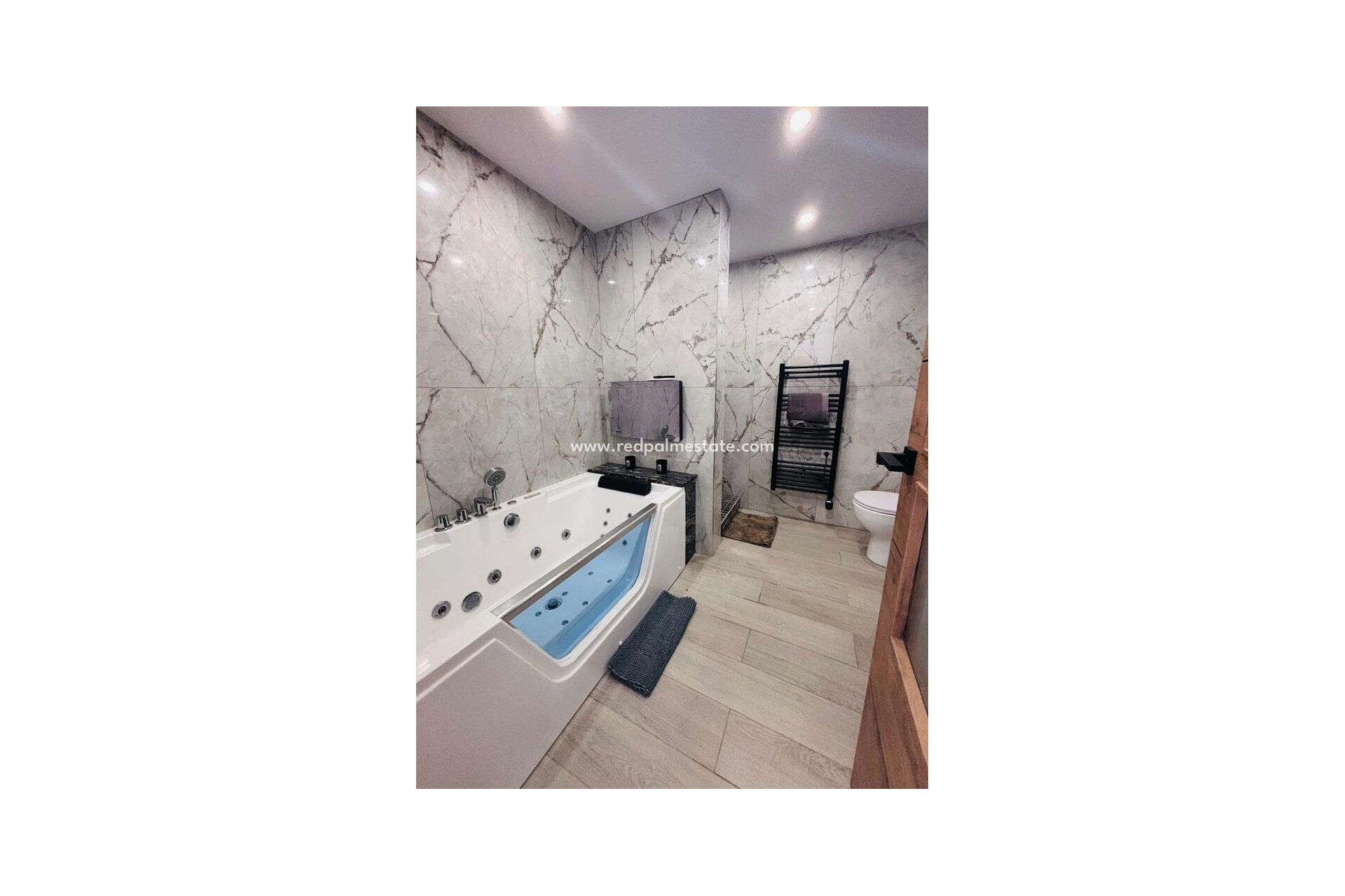 Återförsäljning - Radhus -
San Miguel de Salinas - Inland