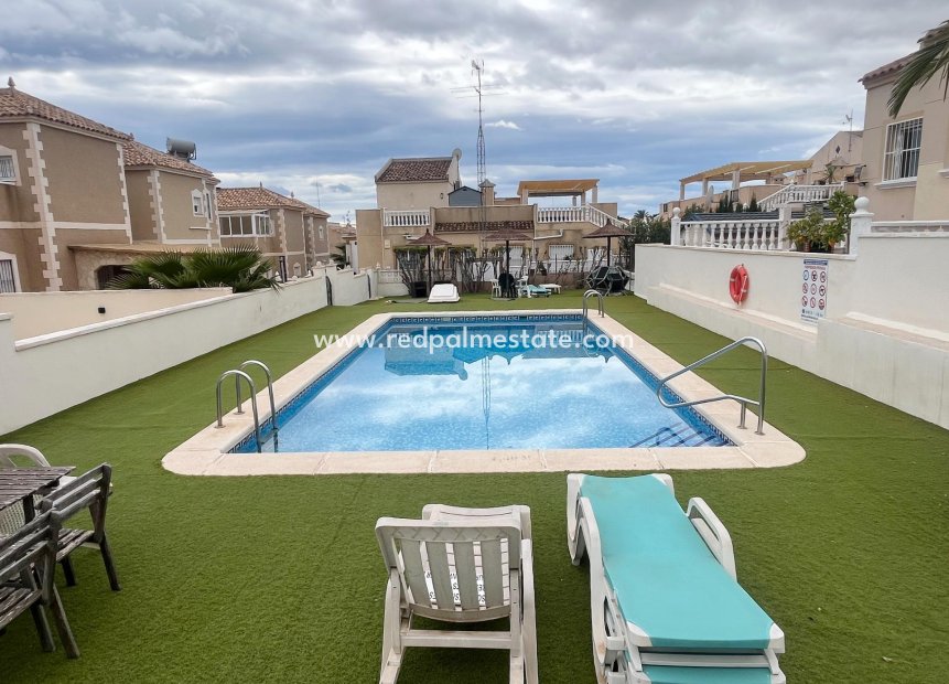 Återförsäljning - Radhus -
San Miguel de Salinas - Las Filipinas