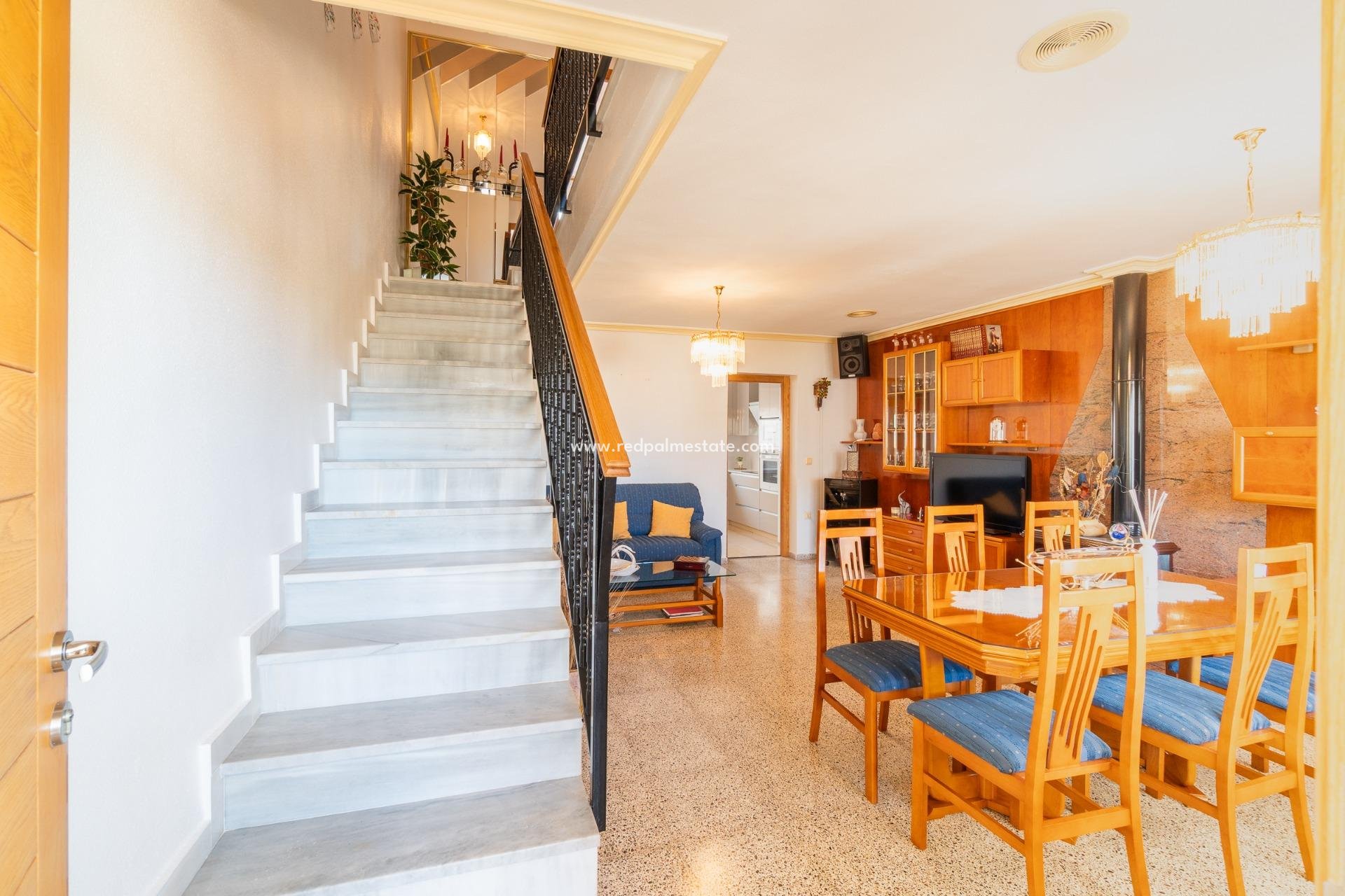 Återförsäljning - Radhus -
San Miguel de Salinas - Torremendo