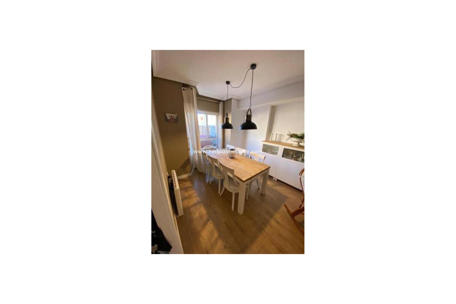 Återförsäljning - Radhus -
Santa Pola - Eroski