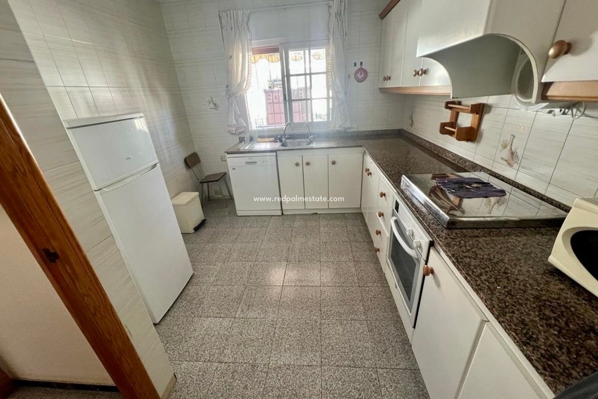 Återförsäljning - Radhus -
Santa Pola