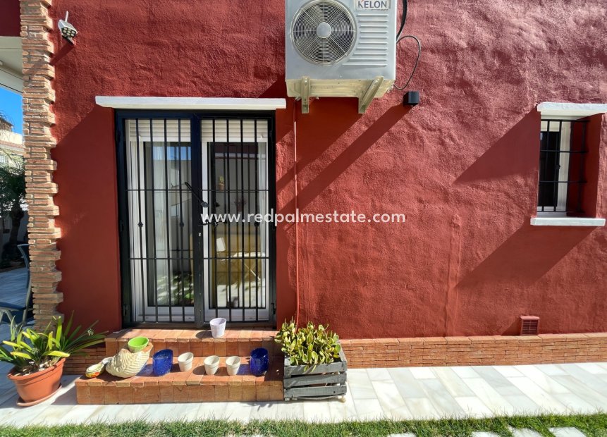 Återförsäljning - Radhus -
Torre de la Horadada