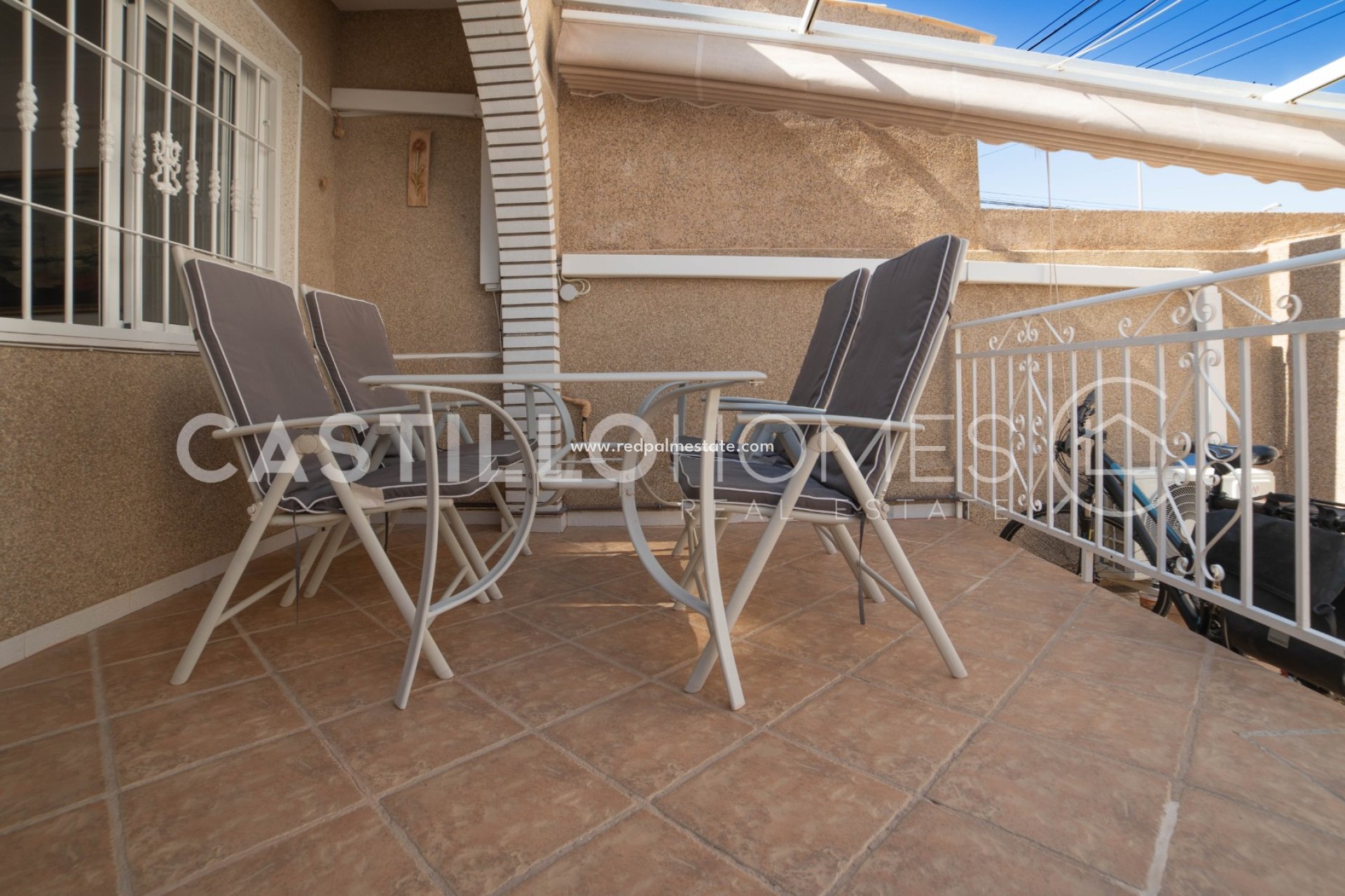 Återförsäljning - Radhus -
Torrevieja - Aguas Nueva