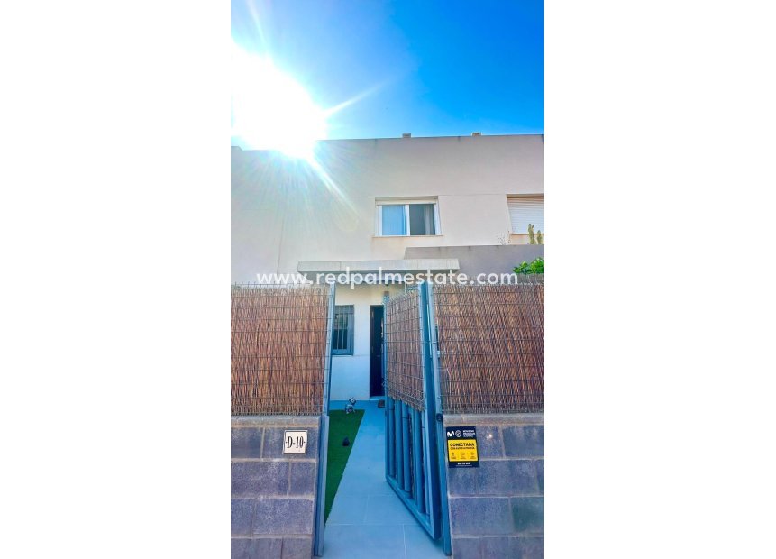 Återförsäljning - Radhus -
Torrevieja - Aguas Nueva