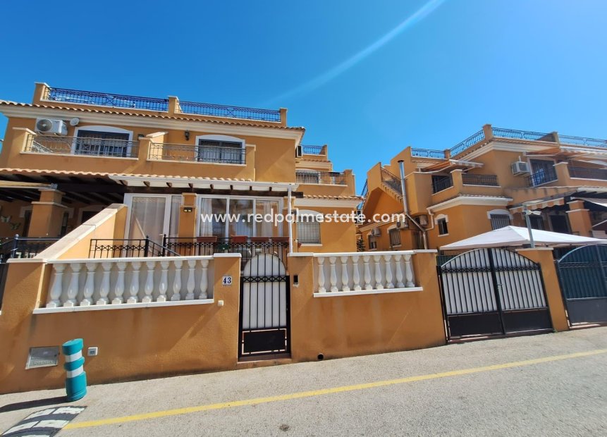 Återförsäljning - Radhus -
Torrevieja - Aguas Nuevas