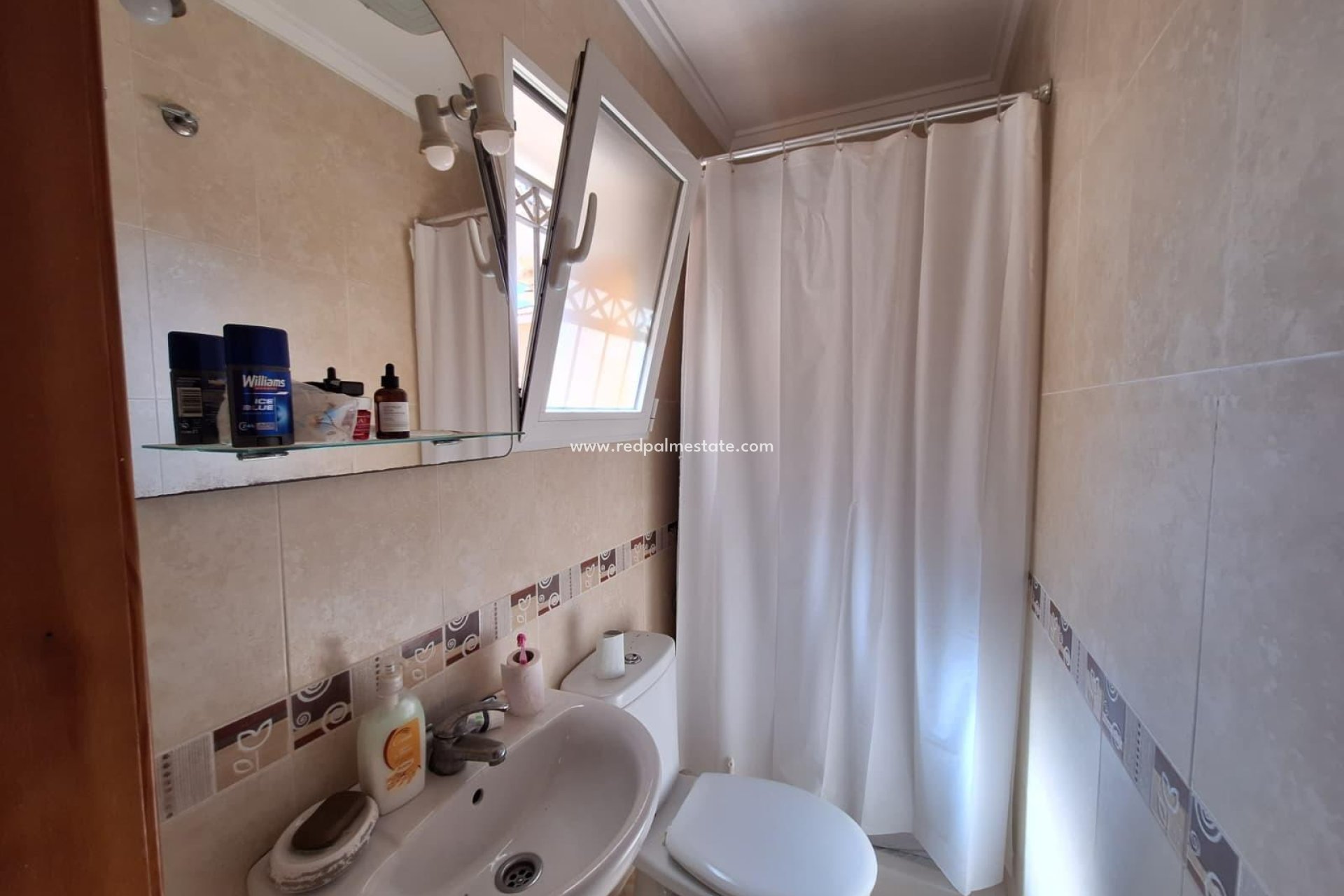 Återförsäljning - Radhus -
Torrevieja - Aguas Nuevas