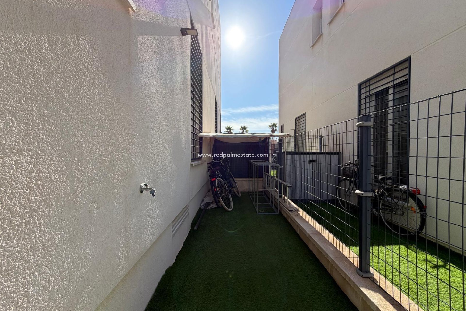 Återförsäljning - Radhus -
Torrevieja - Aguas Nuevas