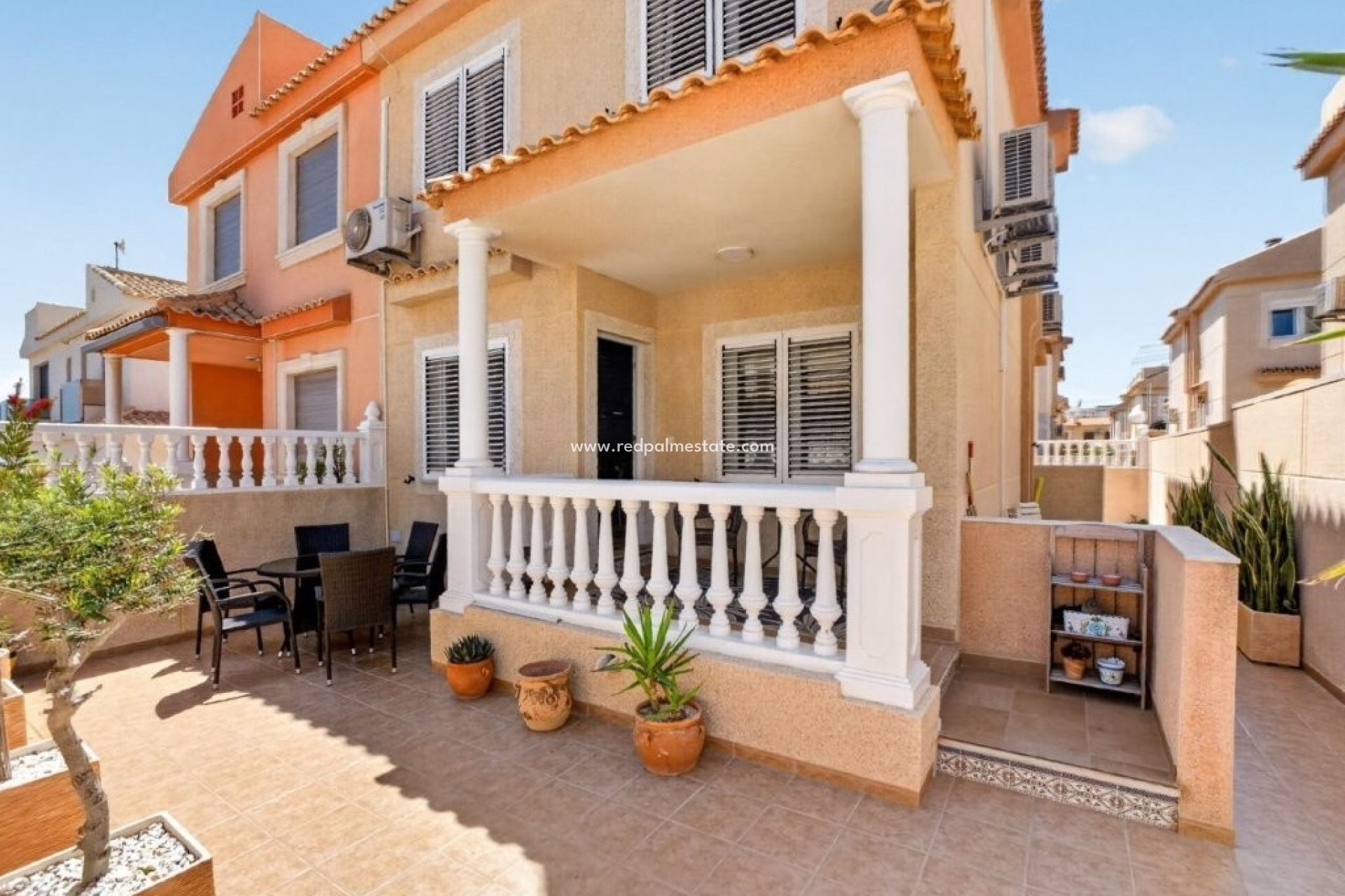 Återförsäljning - Radhus -
Torrevieja - Cabo cervera