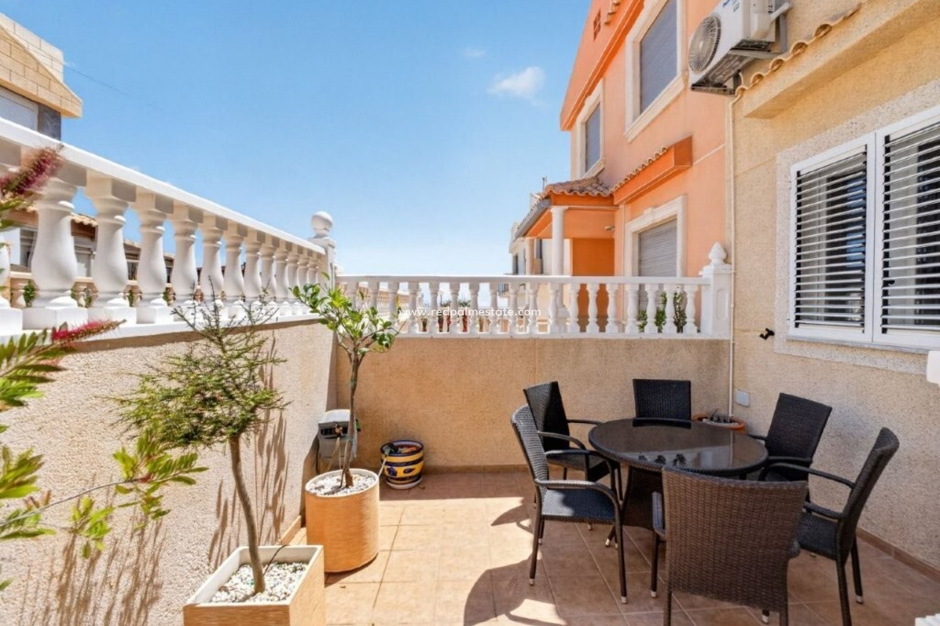 Återförsäljning - Radhus -
Torrevieja - Cabo cervera