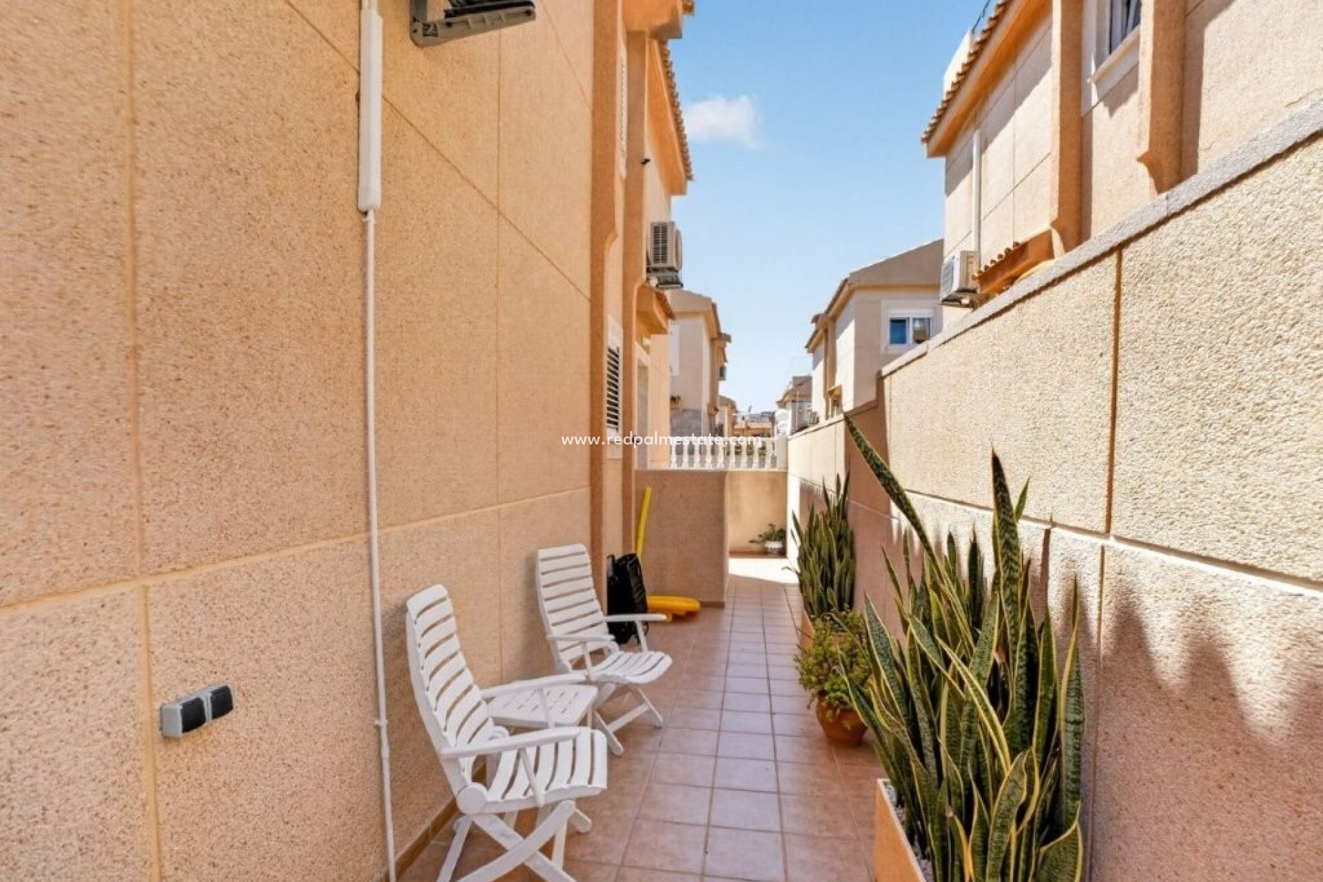 Återförsäljning - Radhus -
Torrevieja - Cabo cervera