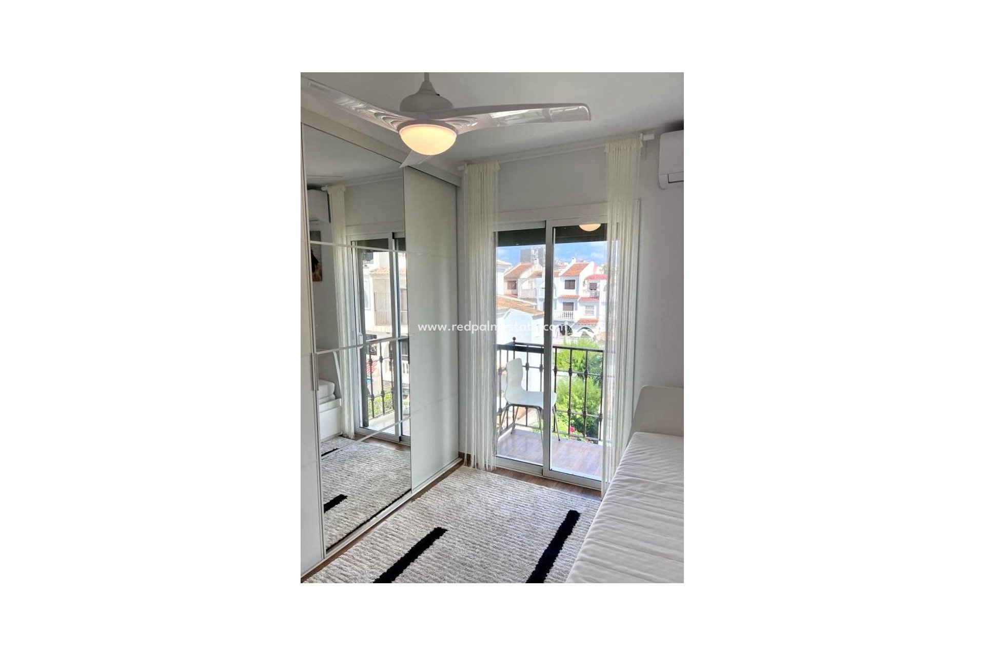 Återförsäljning - Radhus -
Torrevieja - Calas blanca