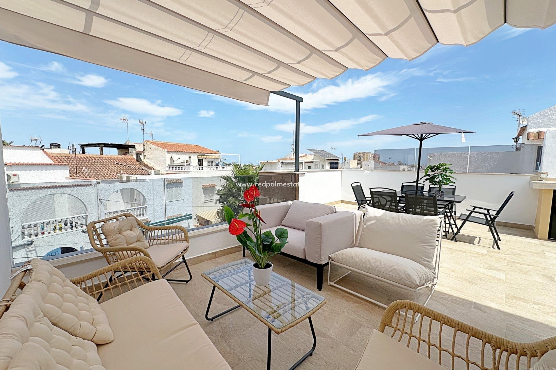 Återförsäljning - Radhus -
Torrevieja - Calas blanca