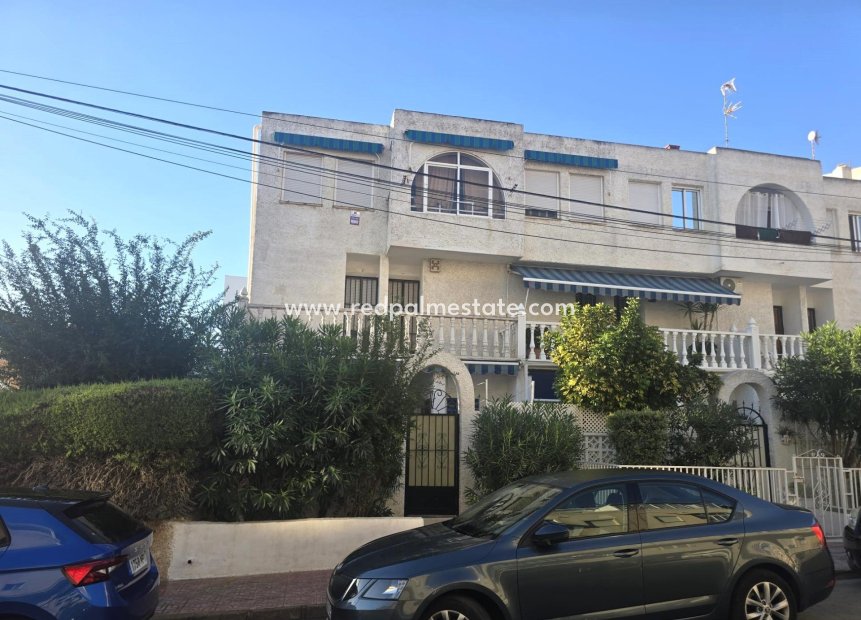Återförsäljning - Radhus -
Torrevieja - Centro Torrevieja