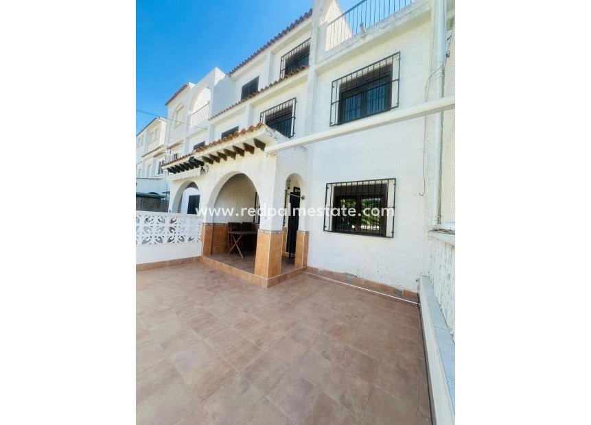 Återförsäljning - Radhus -
Torrevieja - Centro Torrevieja