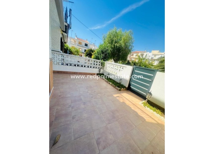 Återförsäljning - Radhus -
Torrevieja - Centro Torrevieja