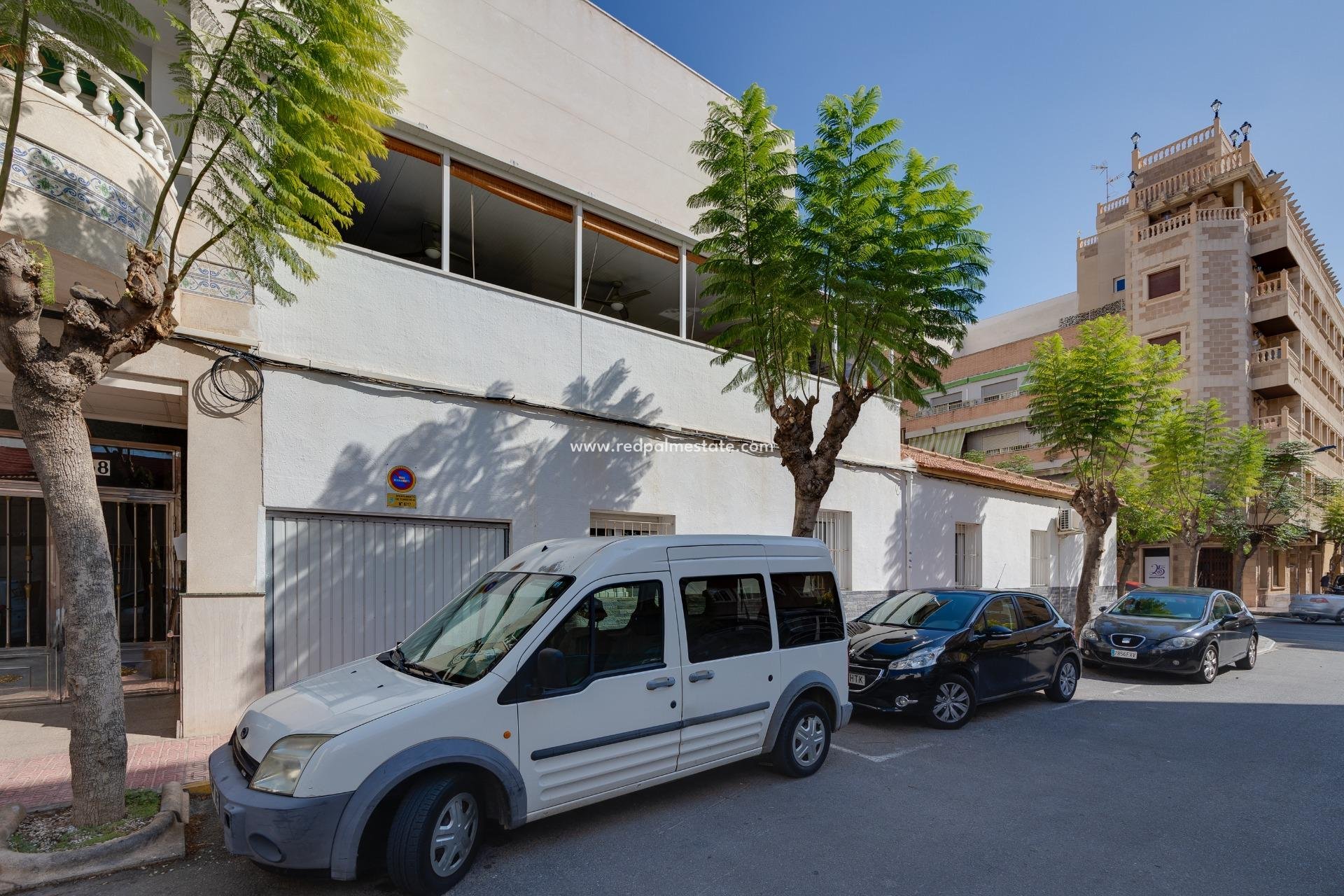 Återförsäljning - Radhus -
Torrevieja - Centro Torrevieja