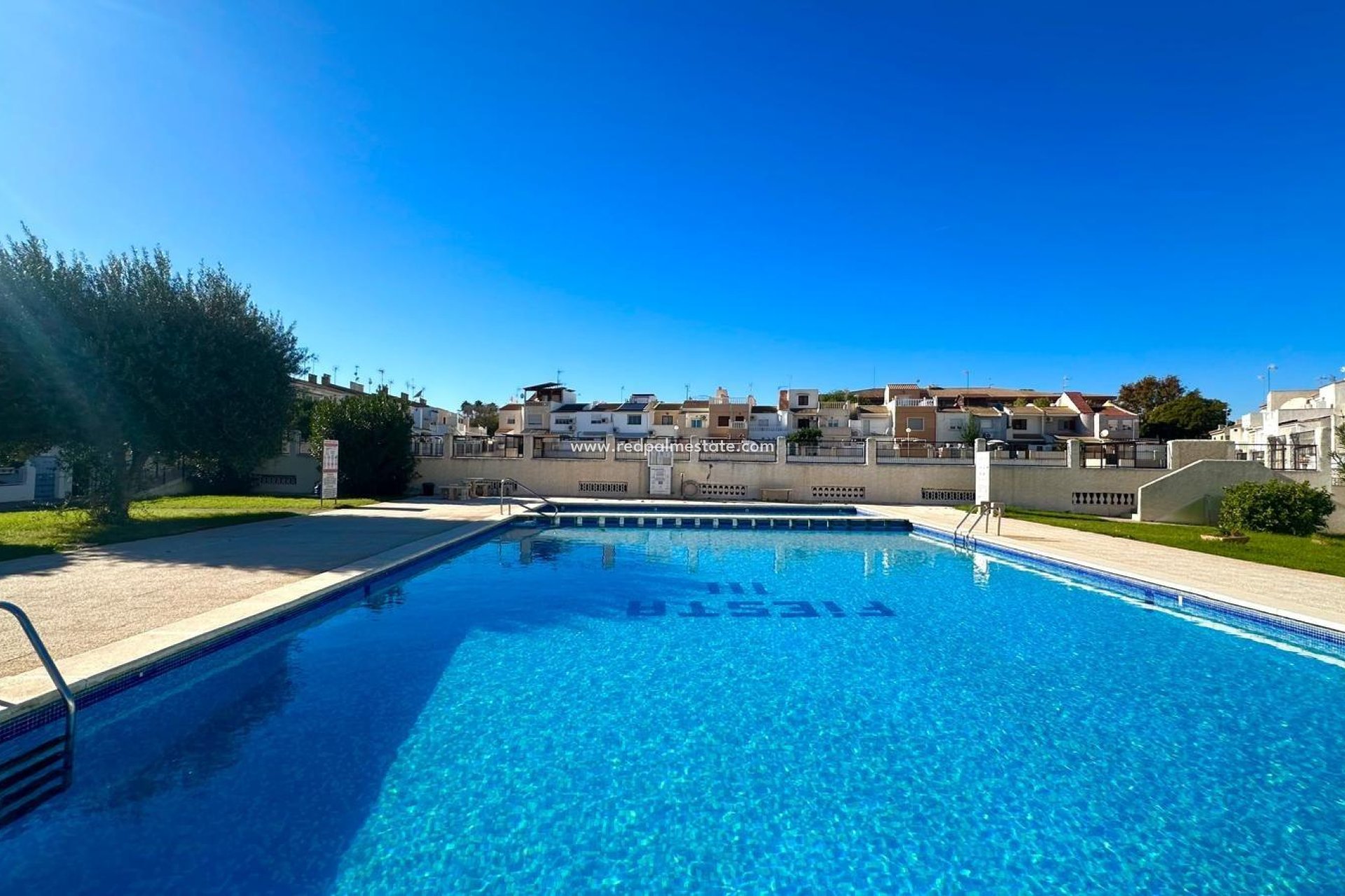 Återförsäljning - Radhus -
Torrevieja - Centro Torrevieja